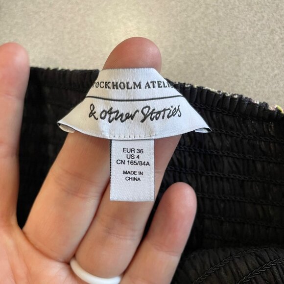 & Other Stories Smocked Floral Dress Womens Size 4 Long Sleeve Mini Square Neck - Picture 11 of 14